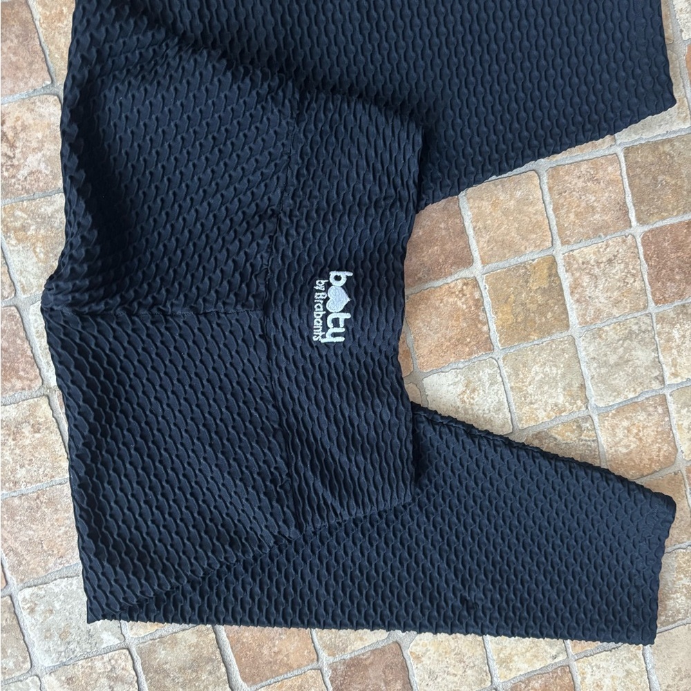 Booty by Brabants Black Textured Leggings